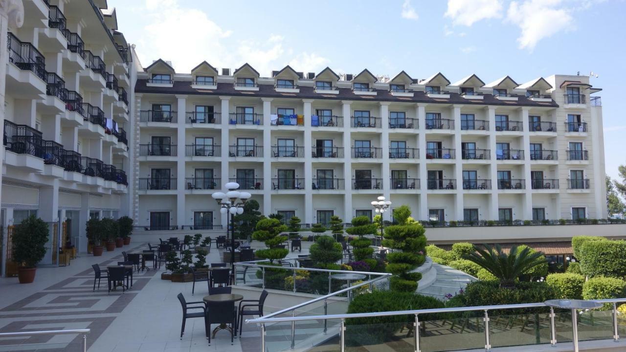 Otel Palmet Beach 5*
